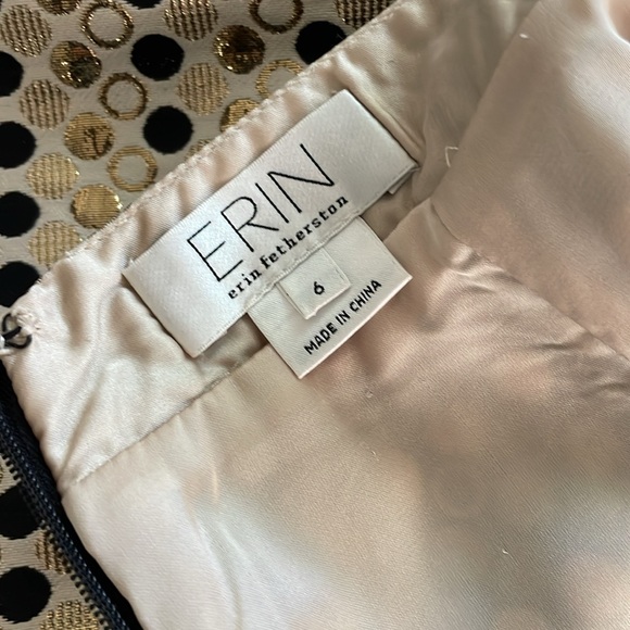 Gold and navy polka dotted skirt. Excellent condition/never worn. Size 6. - Picture 3 of 4